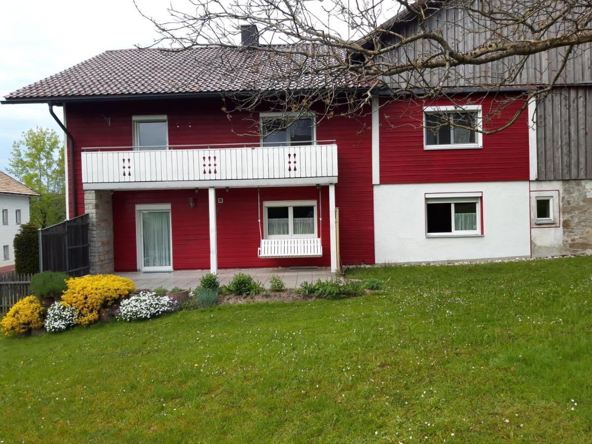 Ferienwohnung Im Seidlerhof Mit Balkon Und Garten Röhrnbach Exterior foto